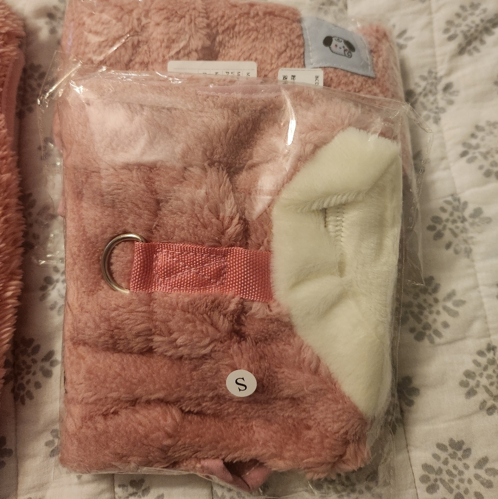 🐶🐶 Pink Furry Dog Coat/Harness